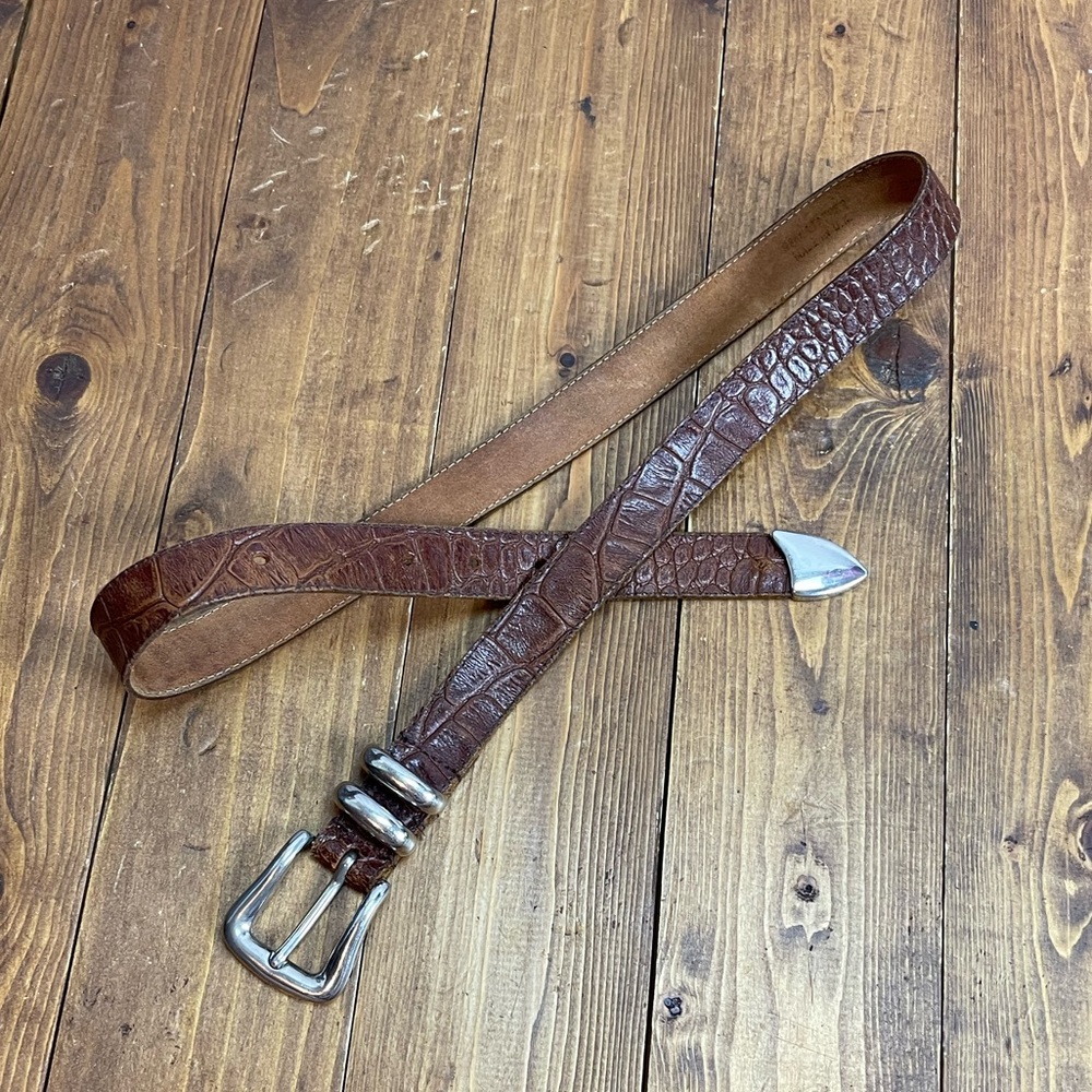 Stamped crocodile print leather belt tan with silver tone size 32